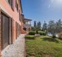 Spacious villa with a large building plot in Rovinj - pic 43