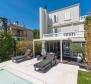 Magnifique villa avec piscine à Rovinj, à seulement 140 mètres de la mer et de Riva ! - pic 2