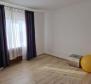 Dom z 2 apartamentami w Rovinj, 2 km od morza - pic 12