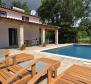 Lovely and cheap rustic villa with pool for sale in Žminj, on 2781 sq.m. of land! - pic 2