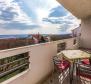 Nádherné turistické zařízení se 7 apartmány v Jadranovo, Crikvenica, s výhledem na moře, 500 m od moře - pic 2