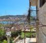 First line to the sea - three apartment guest-house with garden, garage and sea view in Trogir - pic 7