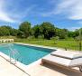 Villa im mediterranen Stil mit Pool in Labin-Rabac, zu verkaufen - foto 3