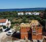 Villa with a view of the Brijuni archipelago, 450m from the sea 