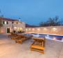 Belle villa en pierre dans la région de Zadar à vendre 