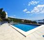 Exclusive villa with panoramic sea view in Jardanovo, mere 50 meters from the sea - pic 3