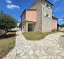 Moderne Villa mit Pool im traditionellen Design in Marcana - foto 97