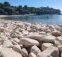 Terrain urbanisé à Stoja, Pula, à seulement 100 mètres de la mer 