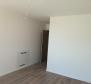 Luksusowy apartament na parterze z podgrzewanym basenem w Porec, na sprzedaż - pic 11