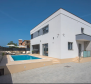 Modern villa in Pula Centre, for sale - pic 2