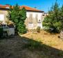 Floor of a building with a garden in the city center of Rovinj, for sale - pic 2