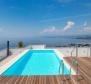 Penthouse in einem Neubau mit Pool auf dem Dach oberhalb des Zentrums von Opatija, idyllische Umgebung, zu verkaufen 