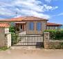 1ère rangée de la mer! Maison à Umag, à vendre! 