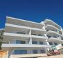 Spacieux appartement neuf avec vue sur la mer à Makarska, à vendre - pic 2