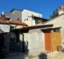 House with two residential units 400 meters from the sea in Medulin, for sale - pic 36