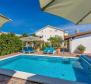 Beautiful guest house with swimming pool, excellent investment - Malinska, Krk - pic 2