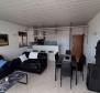 Three-bedroom apartment with sea views in Baska on Krk peninsula - pic 5