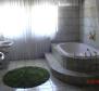 Apart-villa in Dugi Rat just 70 meters from the sea - pic 16