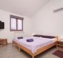 Property with swimming pool and garage in Banjole - pic 28