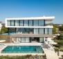 Magnificent 1st line modern villa by the beach in Zadar area - pic 3