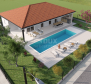 New villa with swimming pool in Žminj within greenery - pic 2