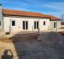 House in Umag area, 5 km from the sea - pic 2