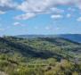 Fantastic estate in Buzet with 4 residential buildings and one business-residential building, open view of nature and the lake - pic 8