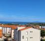 Two-story apartment with a panoramic sea view in Liznjan - pic 13