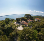 Wonderful house on Mali Losinj by the sea 