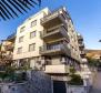 Appartement dans un immeuble neuf avec une belle vue, à 200 mètres de la mer dans le centre d'Opatija, à vendre 