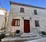 Renovated autochthonous stone house in the historic heart of Istria, for sale 