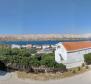 Apart-house with 7 apartments 200 meters from the sea on Pag 